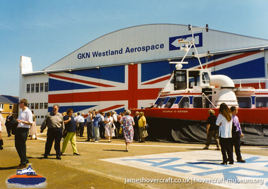 AP1-88 hovercraft promotional day by BHC -  (credit: The <a href='http://www.hovercraft-museum.org/' target='_blank'>Hovercraft Museum Trust</a>).